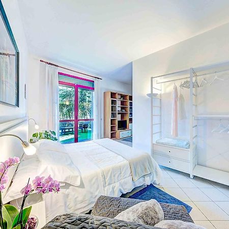 Venice Aparthotel Куарто-д'Альтіно Екстер'єр фото