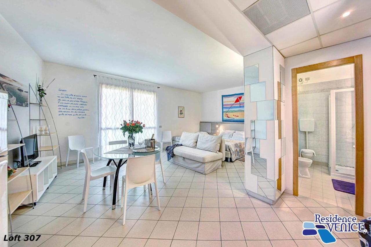 Venice Aparthotel Куарто-д'Альтіно Екстер'єр фото